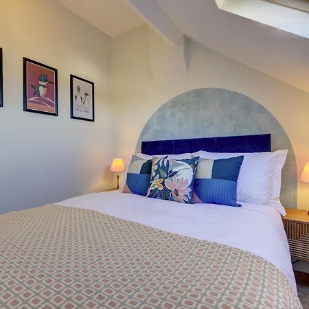 Regency Nest By Spa Town Property - Stylish 3 Bedroom Apartment On 2 Floors, Central Leamington Spa Kültér fotó