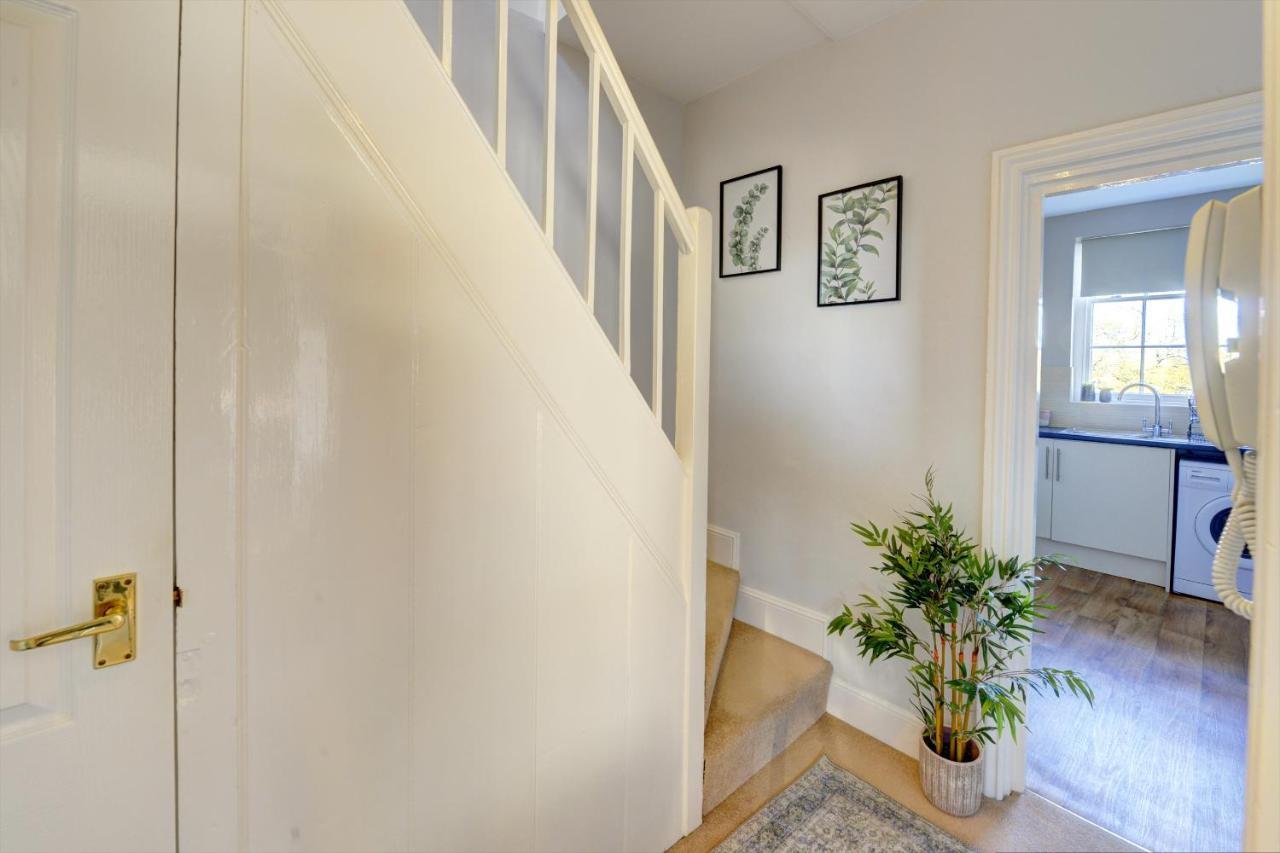 Regency Nest By Spa Town Property - Stylish 3 Bedroom Apartment On 2 Floors, Central Leamington Spa Kültér fotó